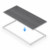 Dalle acoustique de plafond en bois, finition chêne gris foncé, mise en place dans une ossature de plafond suspendu