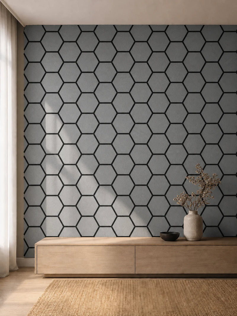 Panneau acoustique mural hexagonal finition chêne gris foncé dans un intérieur contemporain